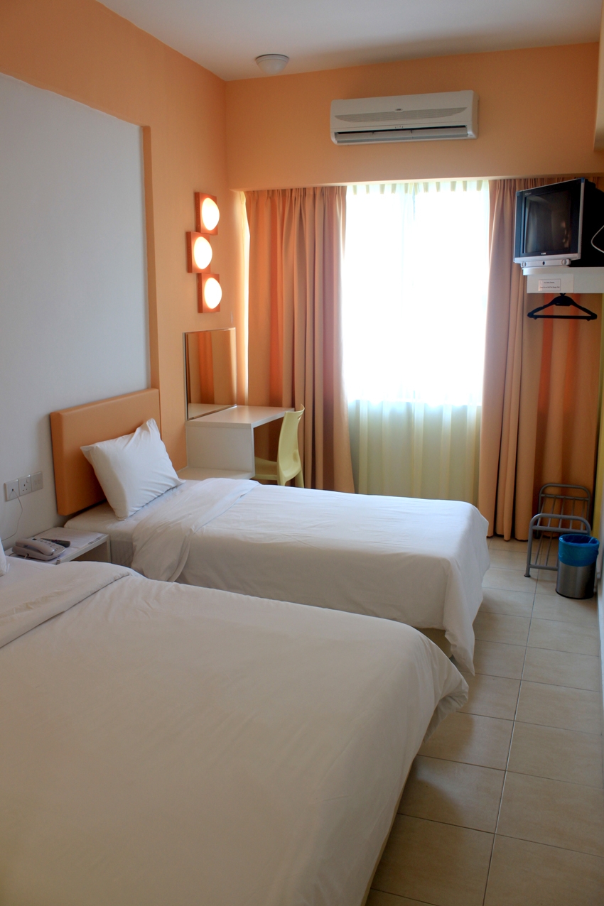Yy38 Hotel 4/15