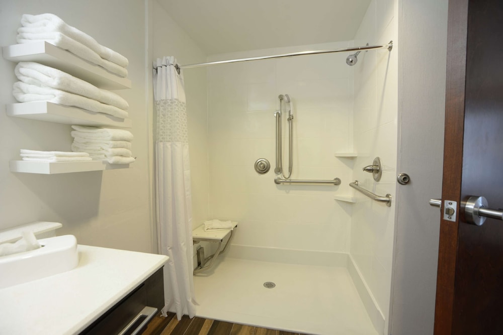 Hampton Inn Suites Ponca City Ok 11/43