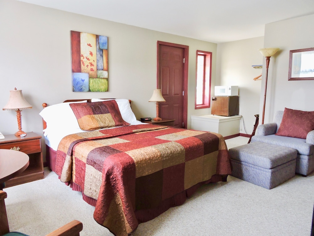 Vinehurst Inn And Suites 35/58