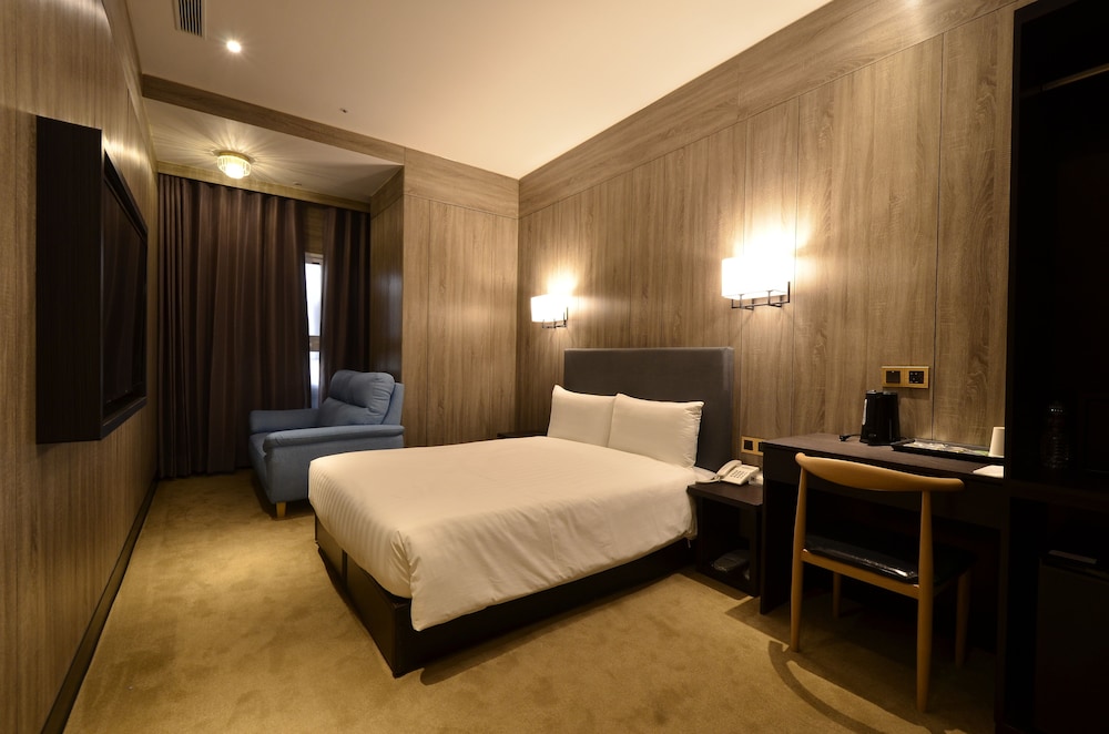 Mayer Inn 38/66