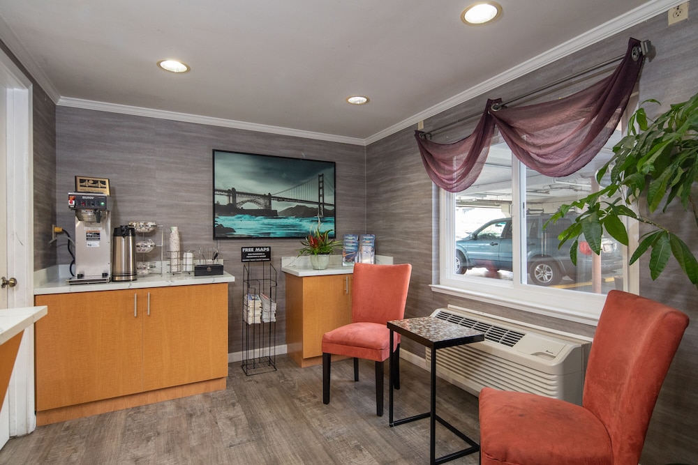 Soma Park Inn – Civic Center 32/50