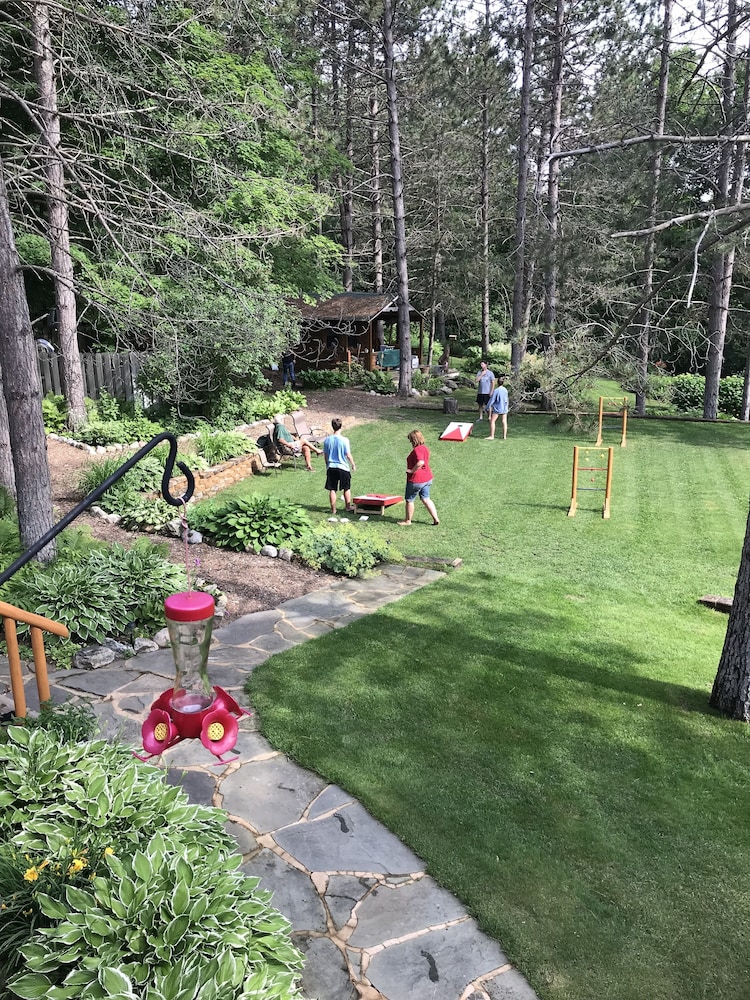 Horton Creek Inn Bed and Breakfast 56/66