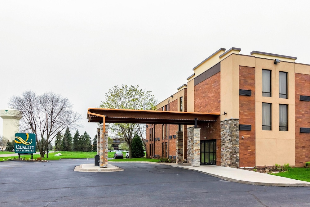 Quality Inn & Suites Arden Hills - Saint Paul North 1/37