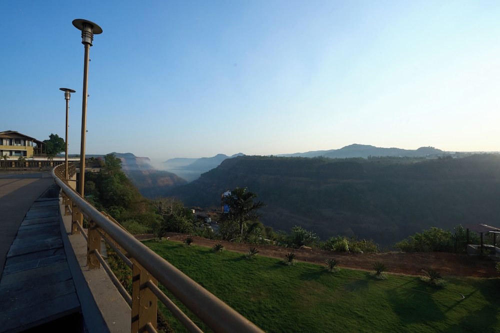 Ikshana Resort and Spa 45/48