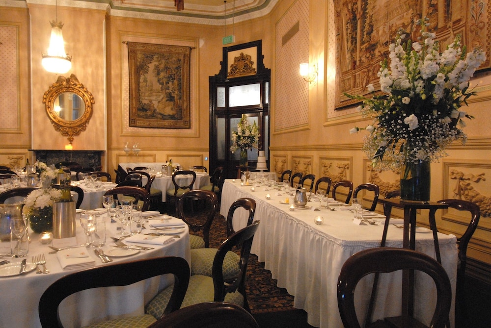 Craigs Royal Hotel 36/50