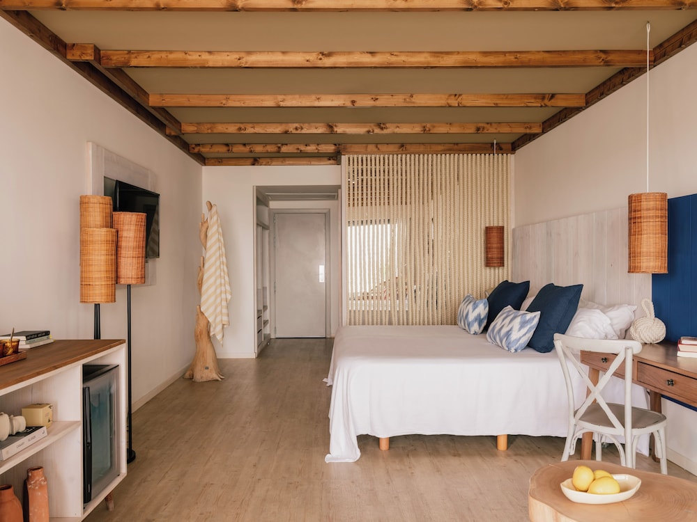 Zel, Junior Suite, 4 Beds, King Bed, Ocean View, Private Garden، Zel Fuerteventura 2/5