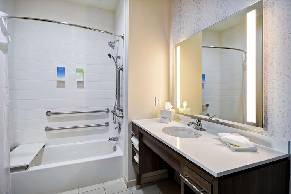 Home2 Suites by Hilton Fort Worth Fossil Creek 16/48