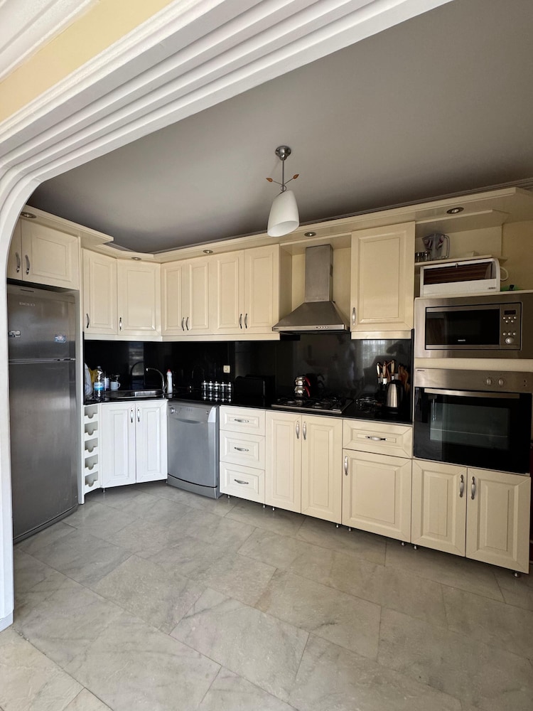 Cebeci Residence 8 12/50