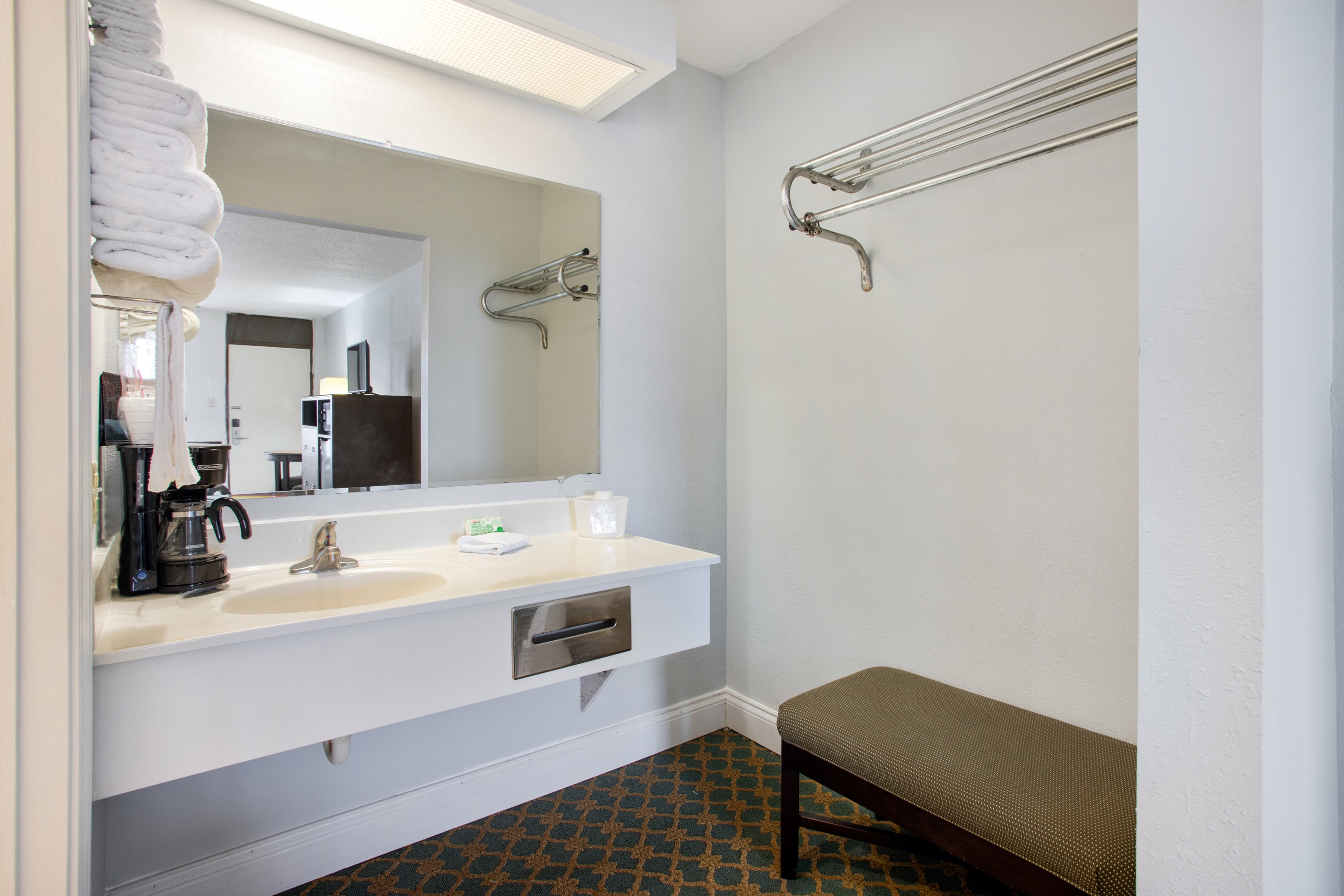 OYO Hotel Cumberland Hwy 127 KY 33/33