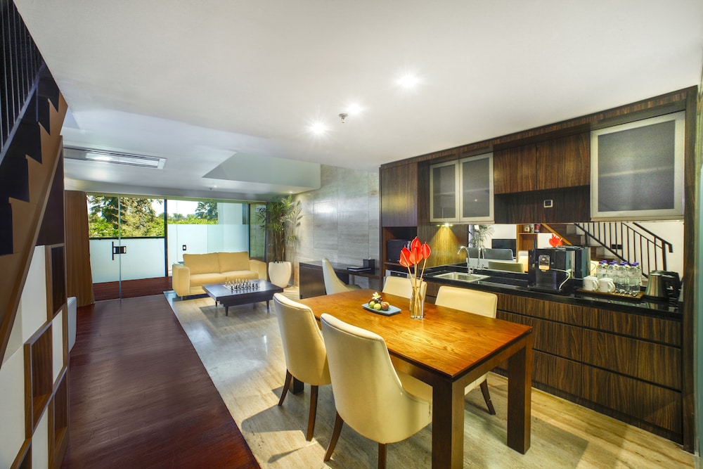 De Vins Sky Hotel Seminyak 61/70