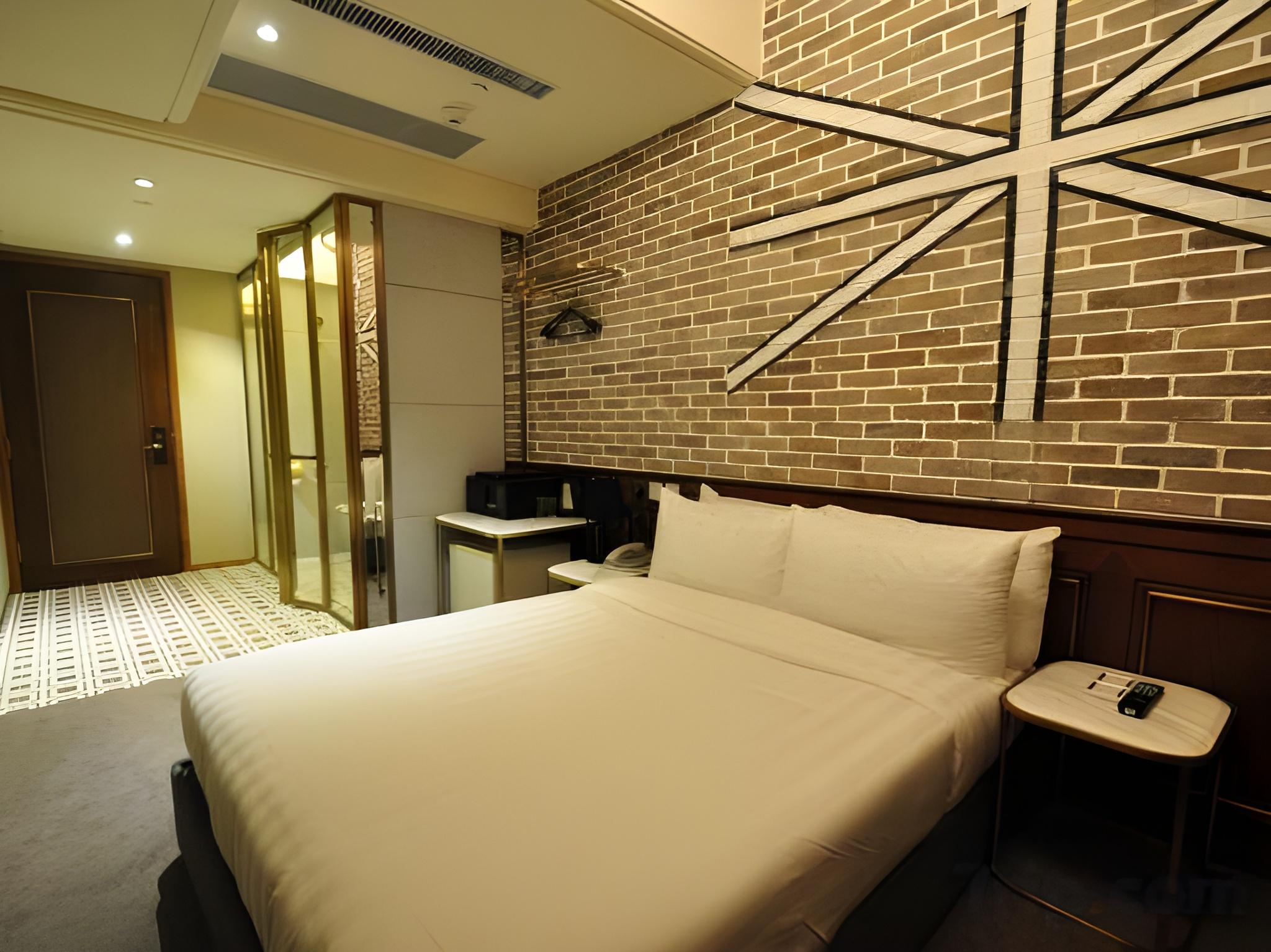 Smart, Double Bed