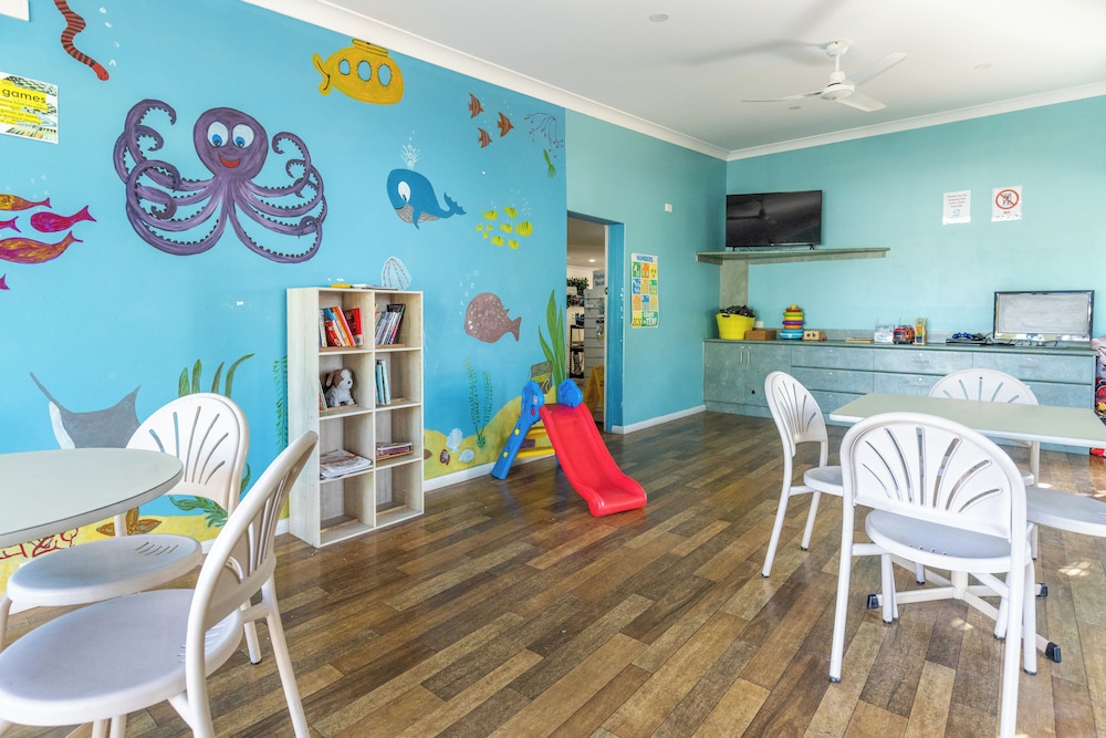 NRMA Bowen Beachfront Holiday Park 12/28