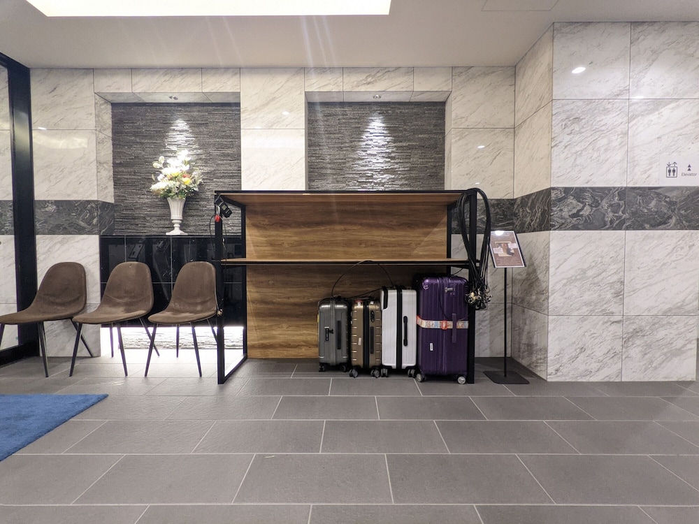 Eslead Hotel Namba Daikokucho 4/50