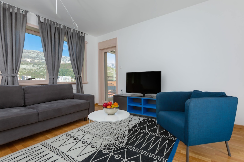 Apartments Krug 25/39