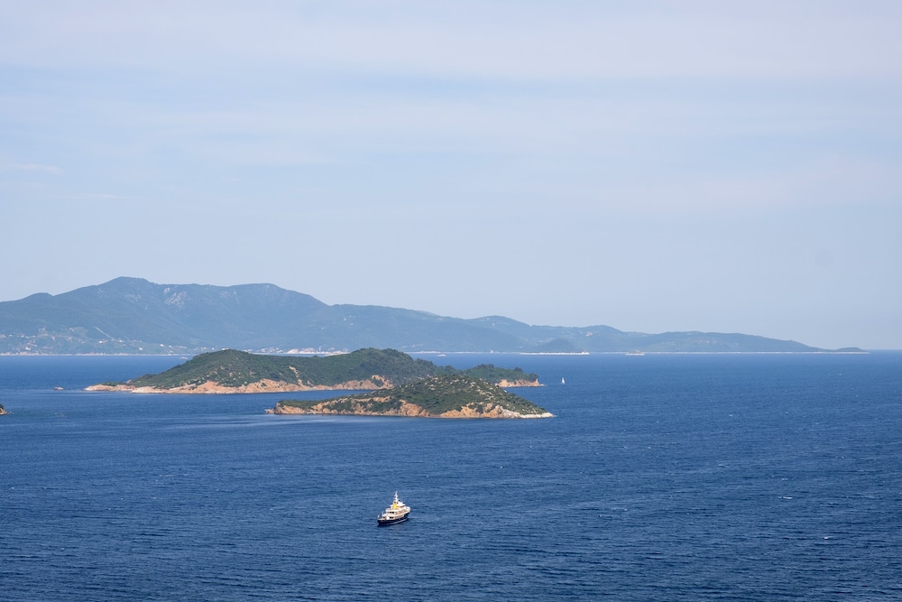 Oniro Skiathos 36/57