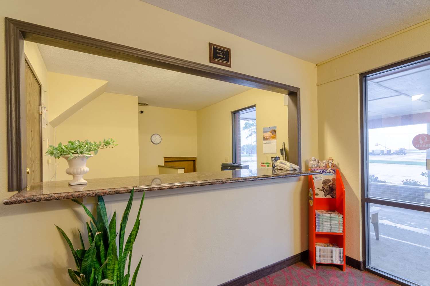 Rodeway Inn Mitchell 5/44