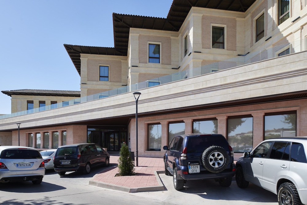 Ansares Hotel 45/50