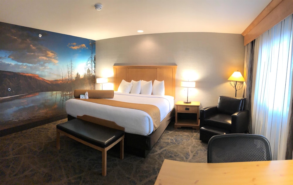 Best Western Plus Grantree Inn 16/52