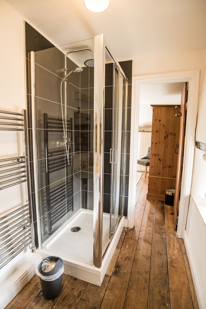 Somerset Country Escape 50/50
