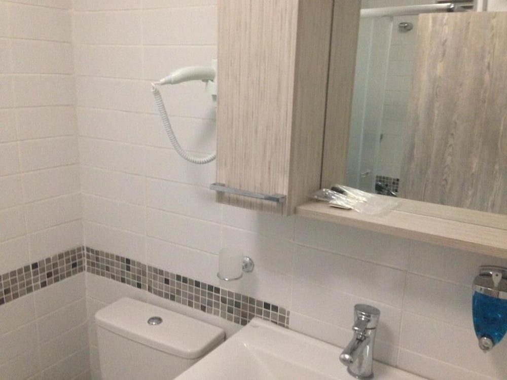 2 BEDROOMS, FAMILY, APARTMENT