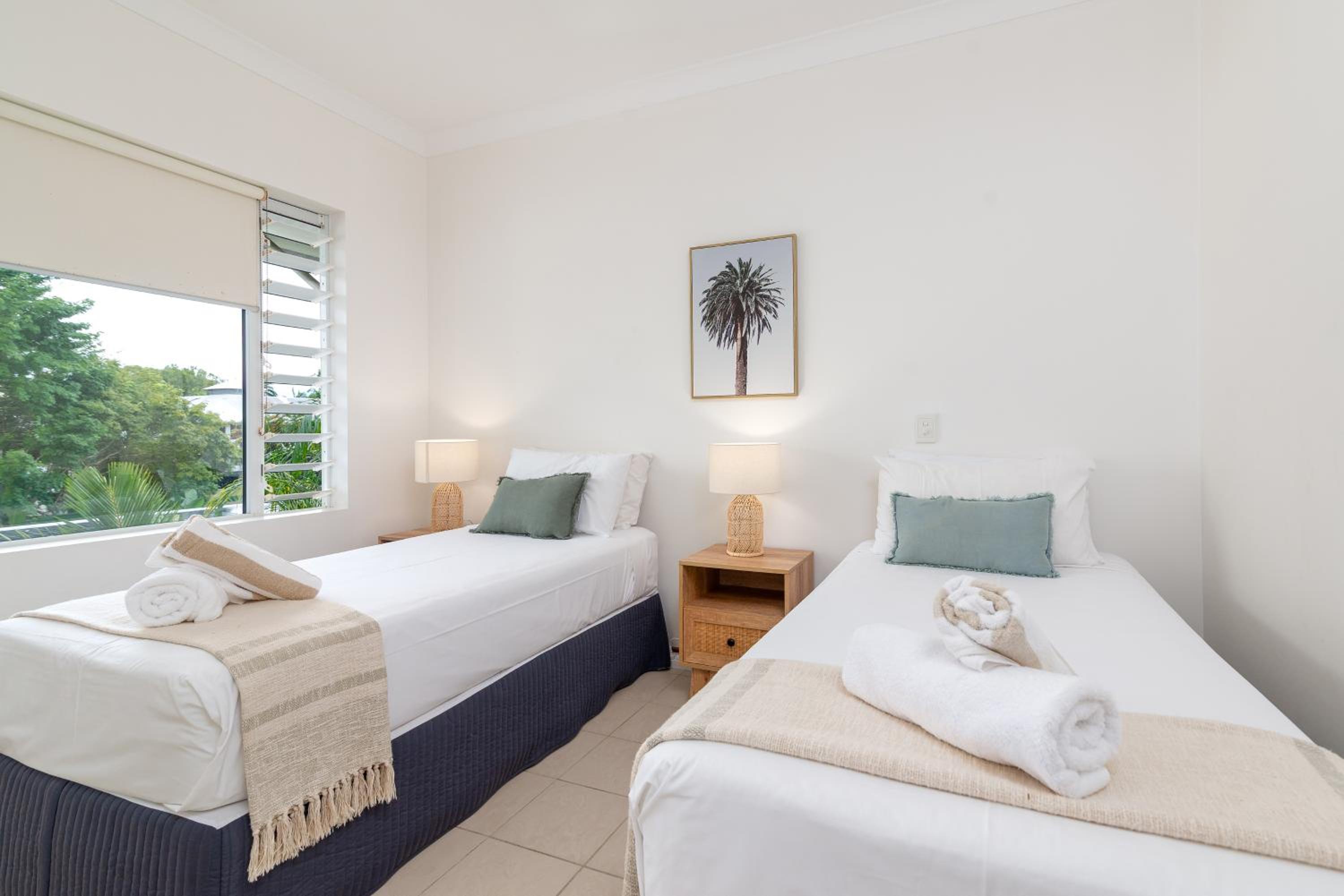 2 BEDROOMS, APARTMENT, 2 BATHROOMS