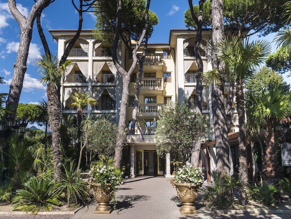 Grand Hotel Imperiale in FORTE DEI MARMI