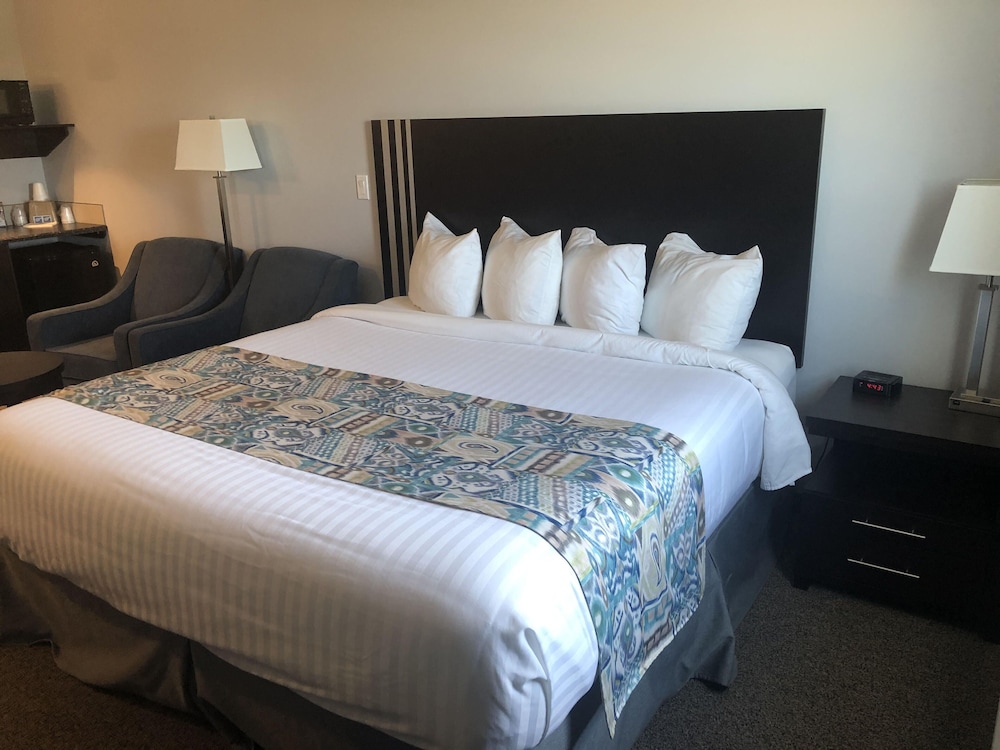 Surestay Studio By Best Western Hardisty 14/40
