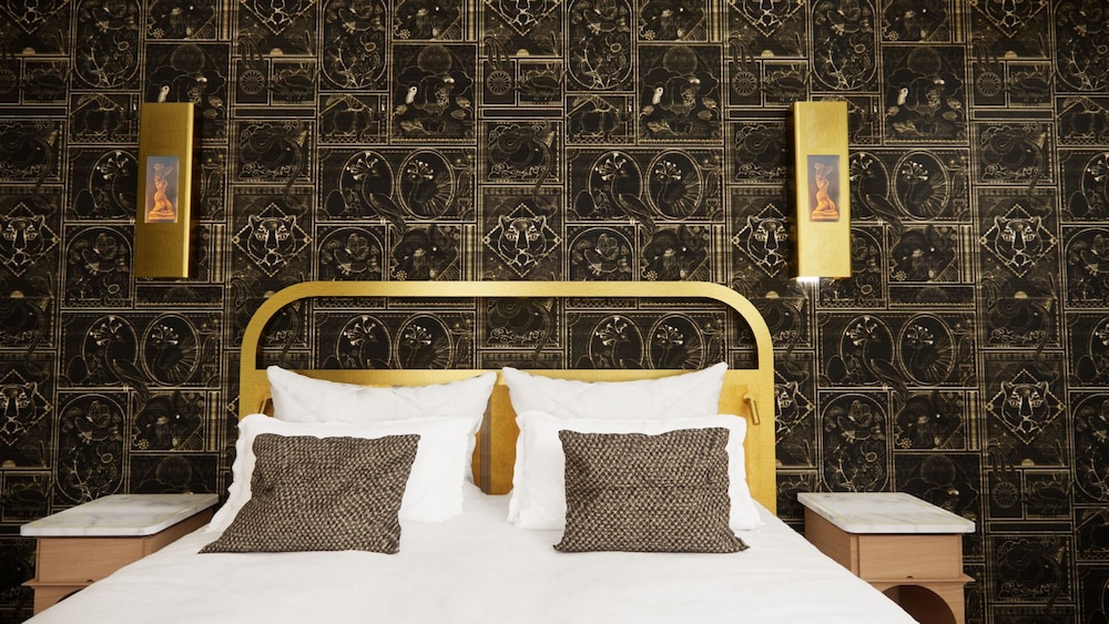 HOTEL BOHEM Sacre-Coeur 20/38