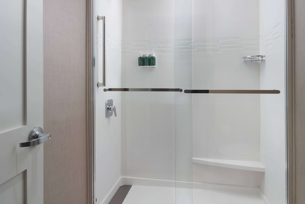 Sonesta ES Suites Raleigh Cary 8/42