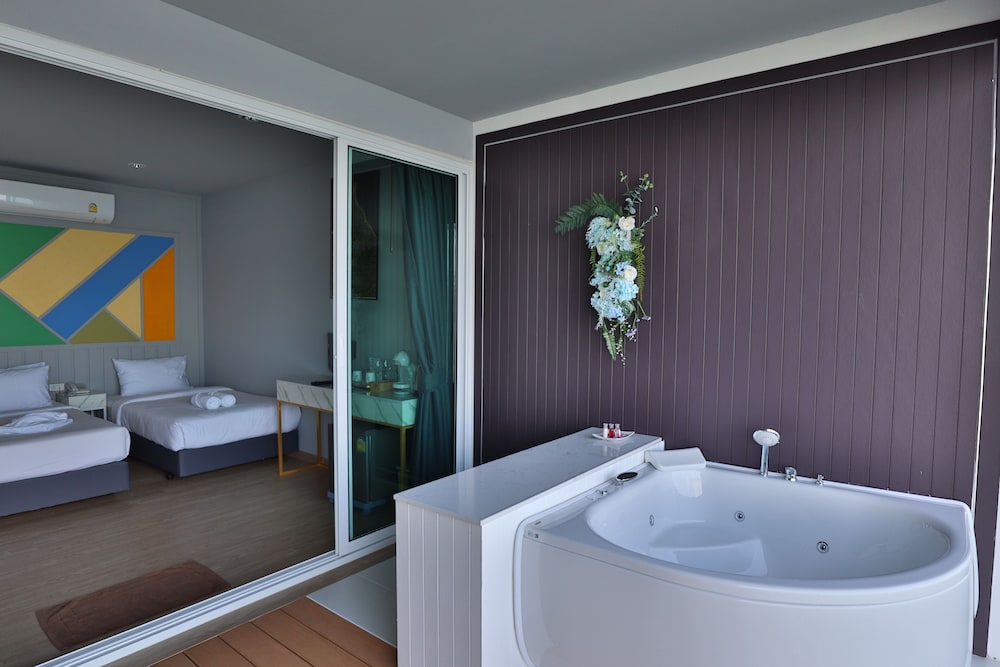 RAYA BURI RESORT 45/50