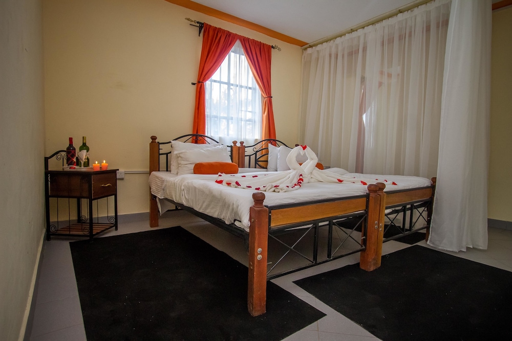 Dove Nest Lodge 14/50
