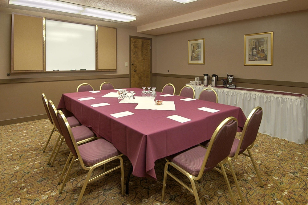 Red Lion Hotel Kelso Longview 35/42