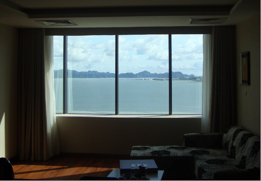 Muong Thanh Grand Ha Long 48/71