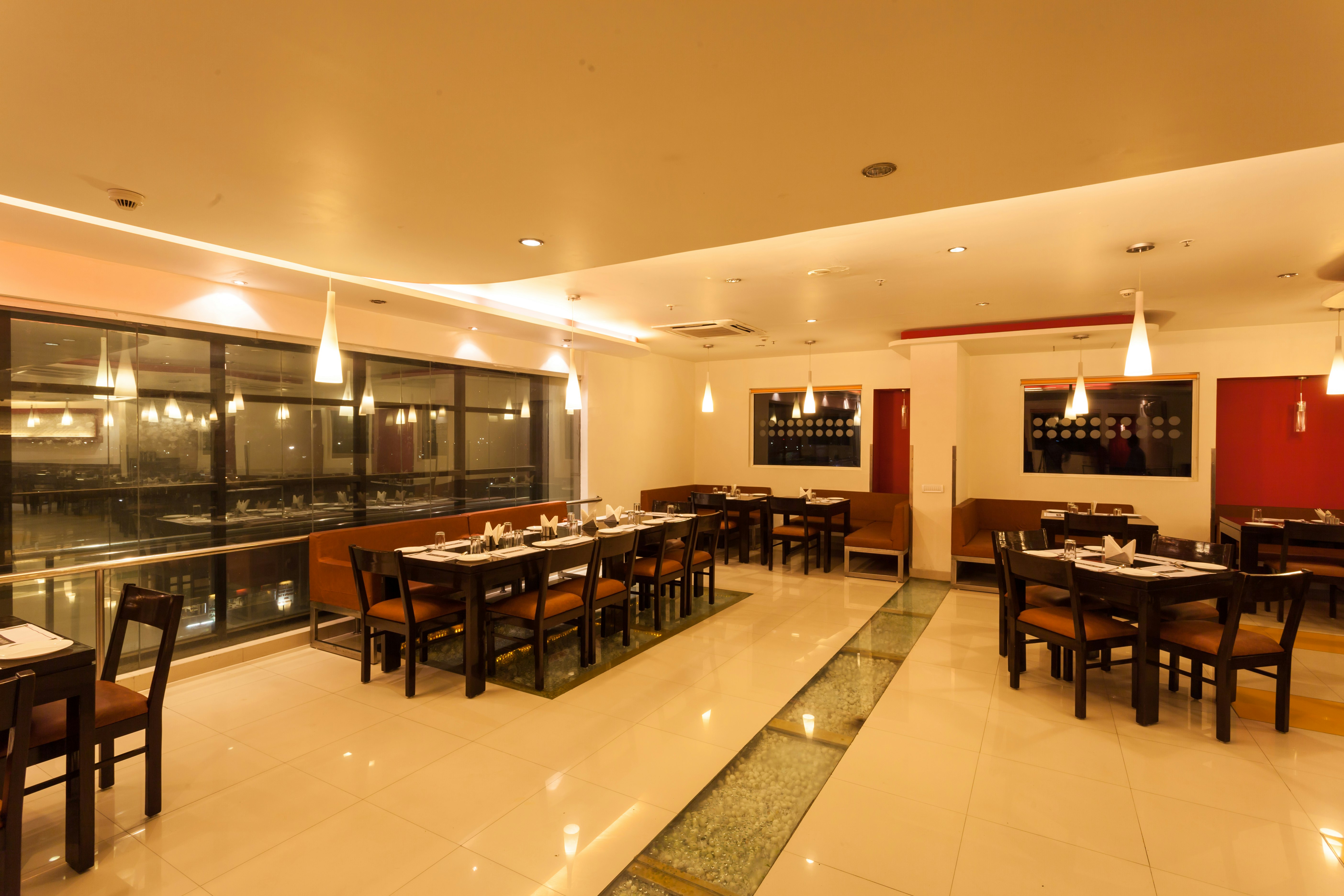 Ginger Hotel Indore 40/53