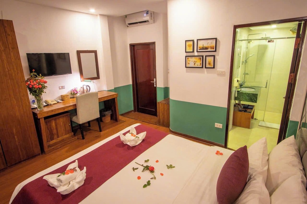 NT Elysian Hotel 53/76