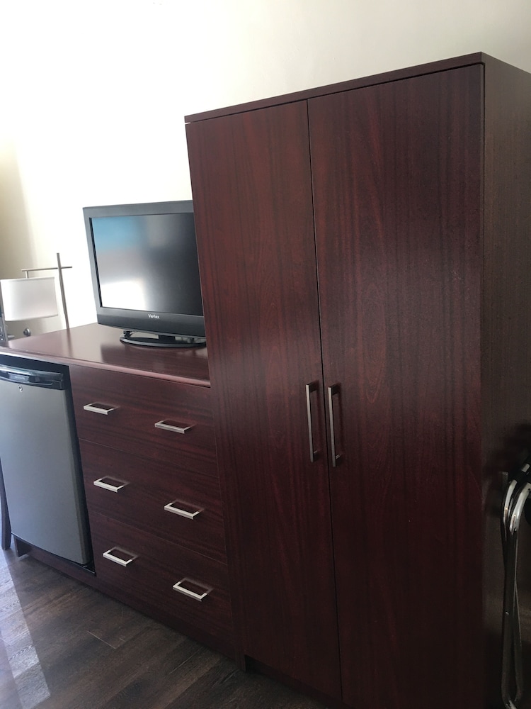 Kings Inn Anaheim 48/62