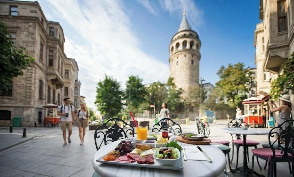 World House Boutique Hotel Galata 33/43