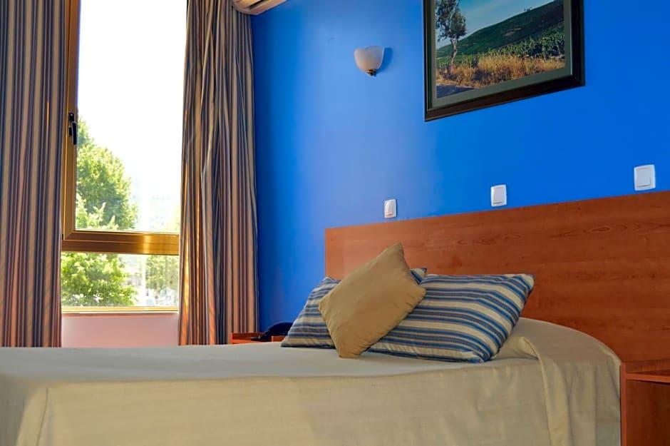 Imperio Hotel 45/56