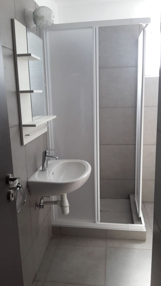 Agrino Hotel Apartments 41/46