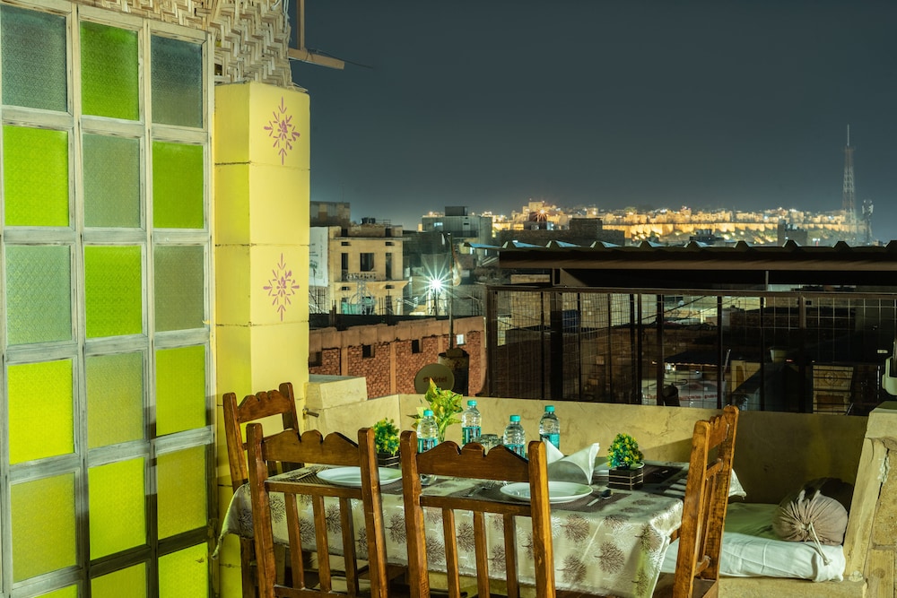 Hotel Marina Mahal 42/50