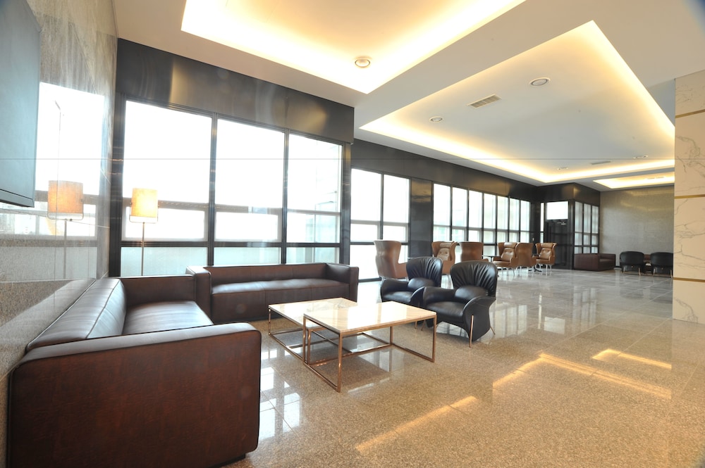 Yongin Central Co'op Hotel 30/44