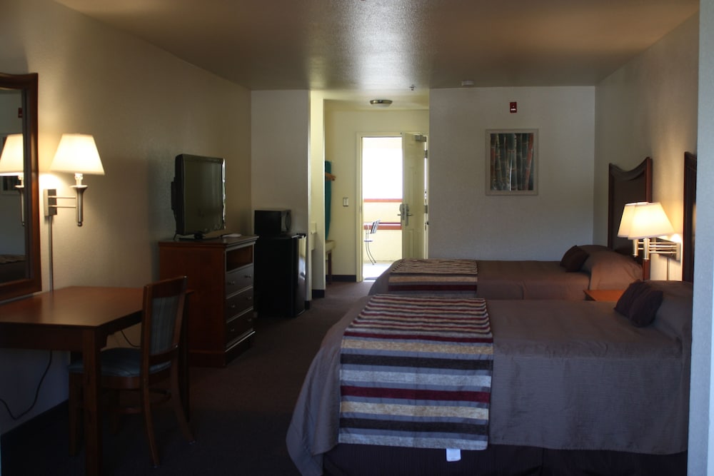 Airport Inn 26/52
