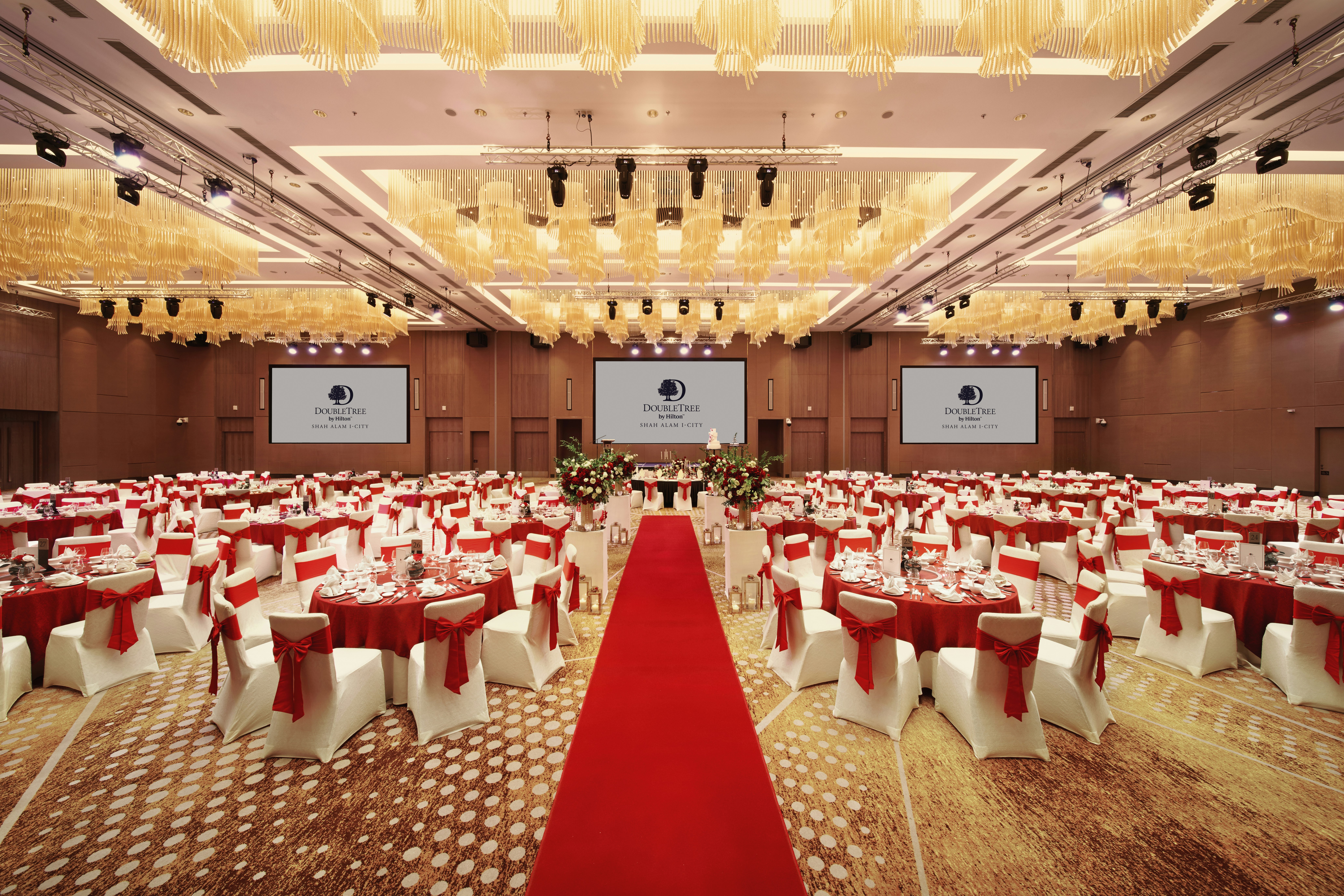 DoubleTree by Hilton Shah Alam i-City 68/76