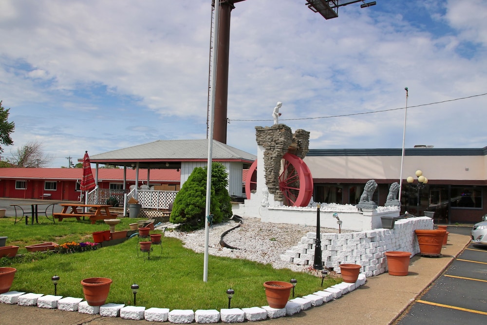 Budget Host Inn Niagara Falls 56/60