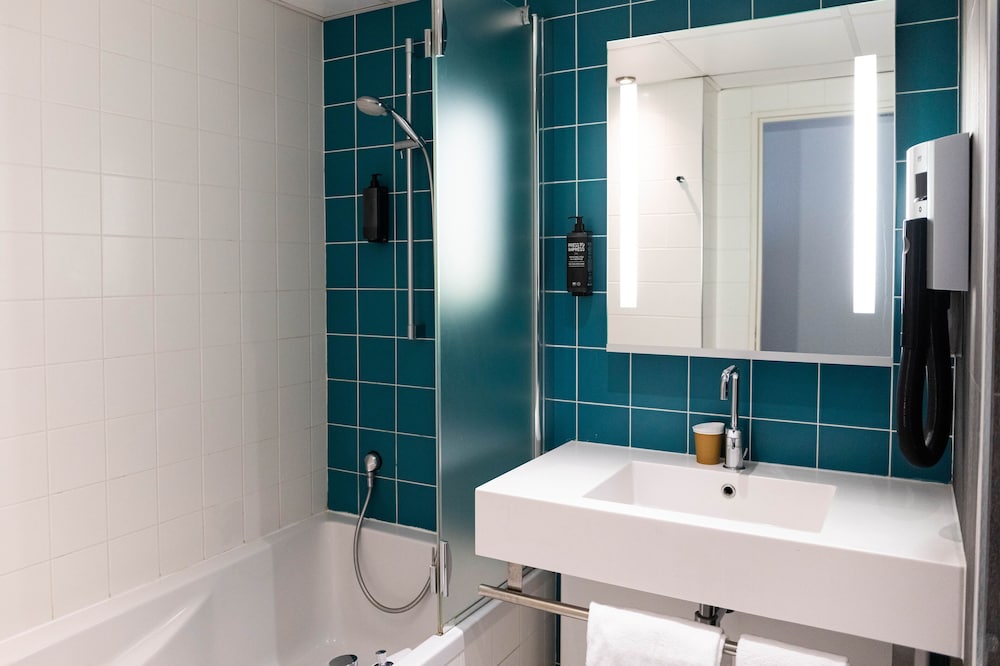 Ibis Styles Paris Porte D Orleans Hotel 67/69