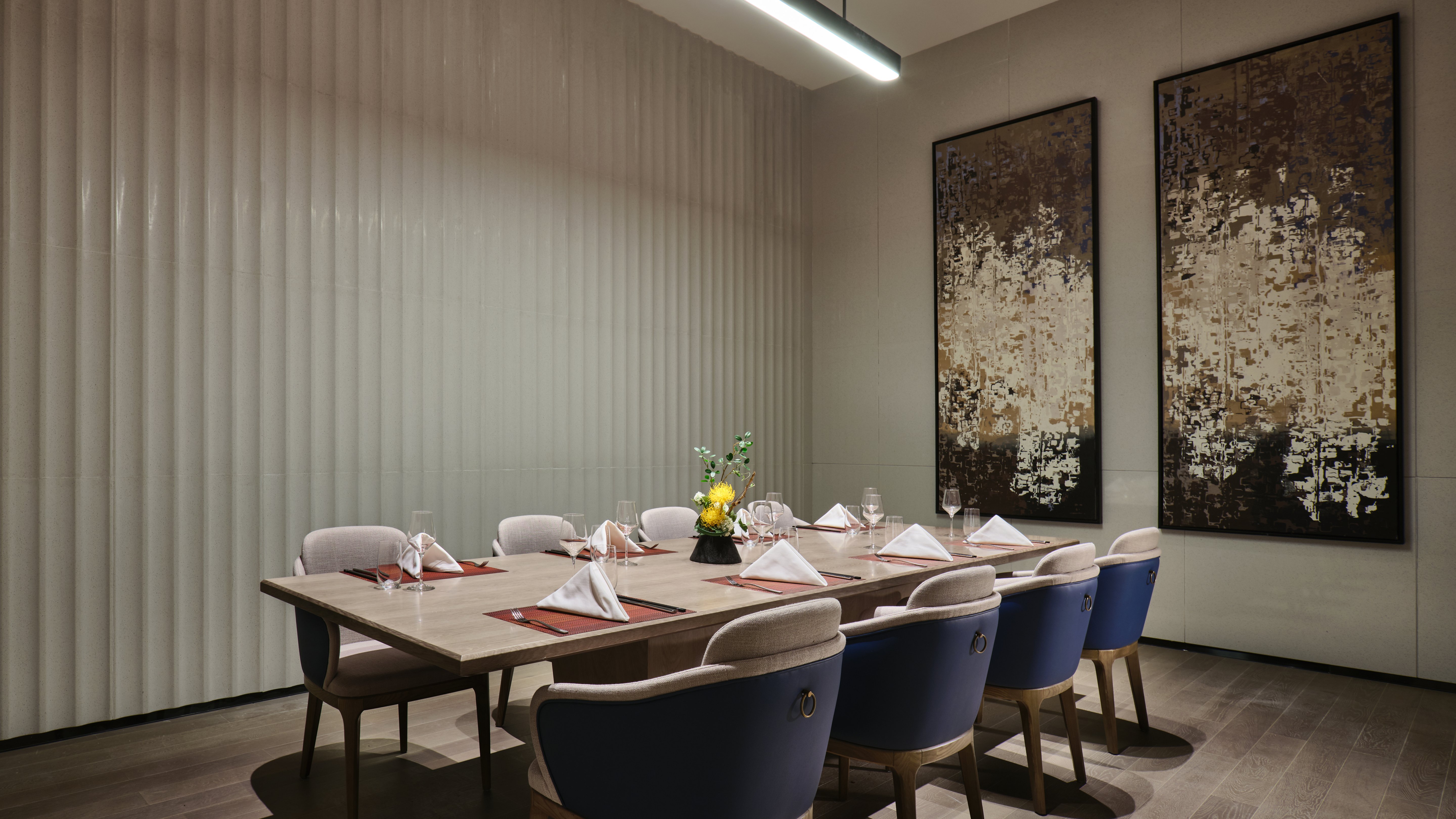 Crowne Plaza Wuhan Development Zone 64/82