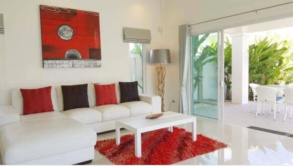 Hua Hin Pool Villa With 4 Bedrooms L27 24/50