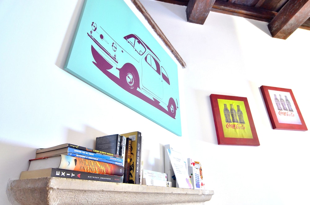Pop Art B&B 2/34