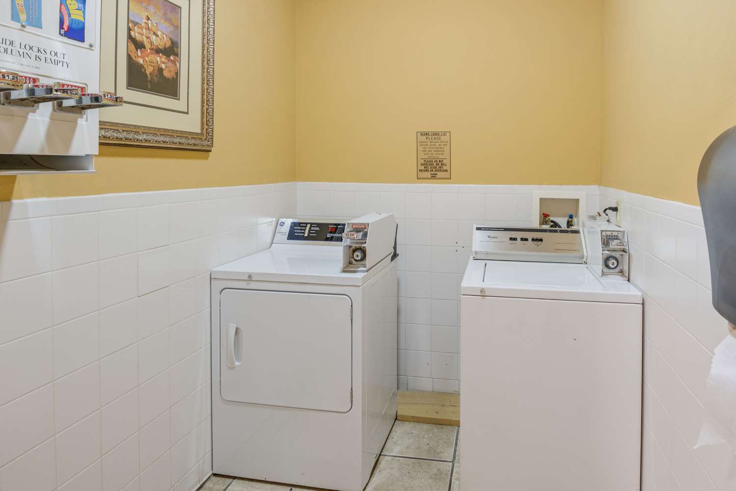Econo Lodge Lubbock I-27 20/20