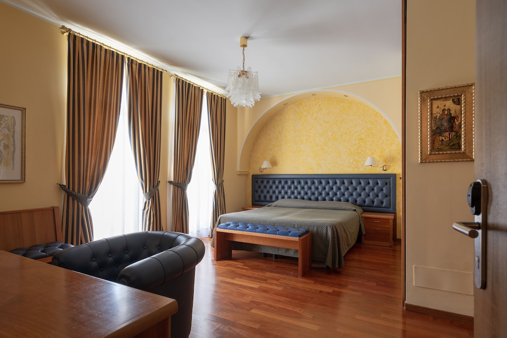 HOTEL DU PARC 23/62